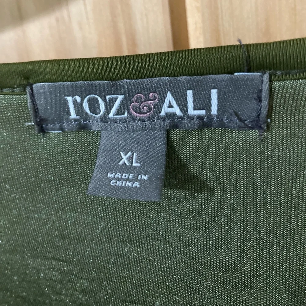 Roz & Ali Green Velvet Bohemian Blouse - Picture 3 of 5